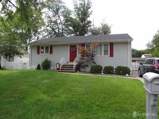 4 Wilbur Terrace, Sayreville, NJ 08872