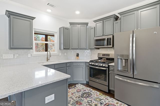 386 N Victoria Road, Woodstock, GA 30189