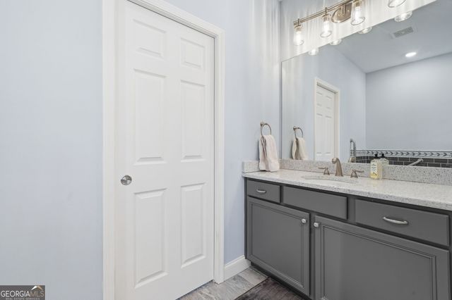 386 N Victoria Road, Woodstock, GA 30189