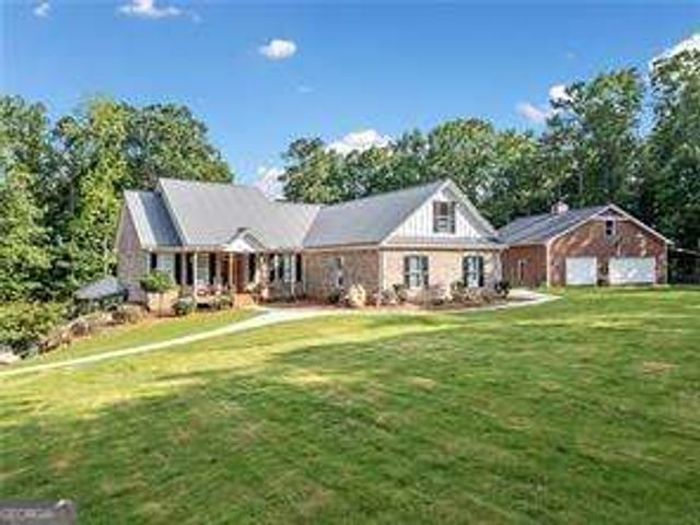 386 N Victoria Road, Woodstock, GA 30189