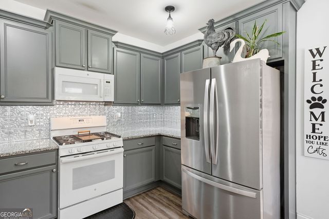 386 N Victoria Road, Woodstock, GA 30189