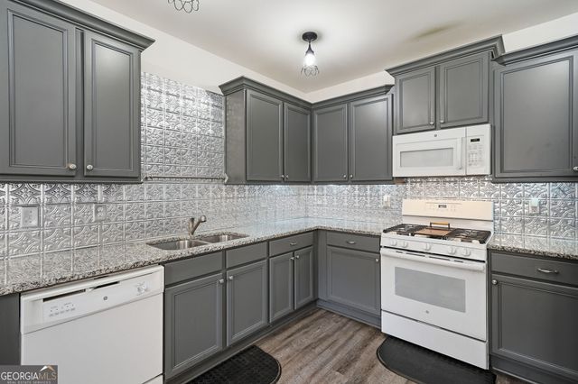 386 N Victoria Road, Woodstock, GA 30189