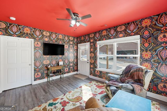 386 N Victoria Road, Woodstock, GA 30189