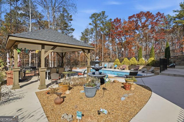 386 N Victoria Road, Woodstock, GA 30189