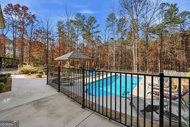 386 N Victoria Road, Woodstock, GA 30189