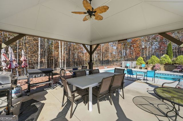 386 N Victoria Road, Woodstock, GA 30189