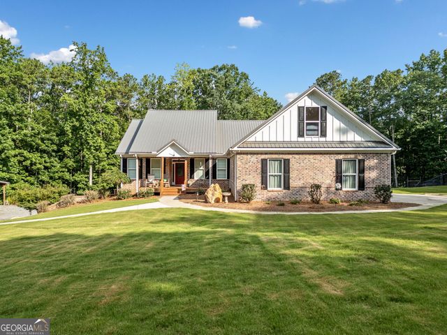 386 N Victoria Road, Woodstock, GA 30189