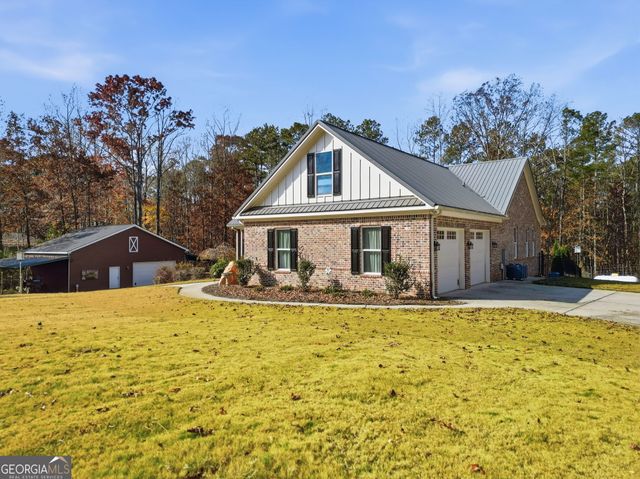 386 N Victoria Road, Woodstock, GA 30189