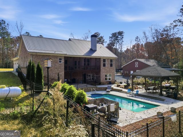 386 N Victoria Road, Woodstock, GA 30189