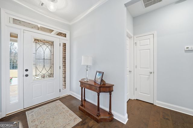 386 N Victoria Road, Woodstock, GA 30189