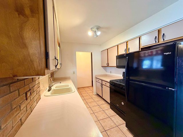 2984 Thunderbird Drive, Bay City, MI 48706