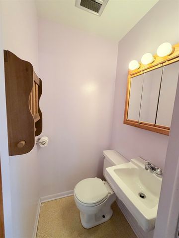 2984 Thunderbird Drive, Bay City, MI 48706