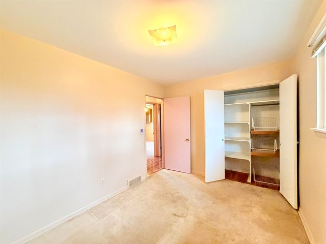 2984 Thunderbird Drive, Bay City, MI 48706