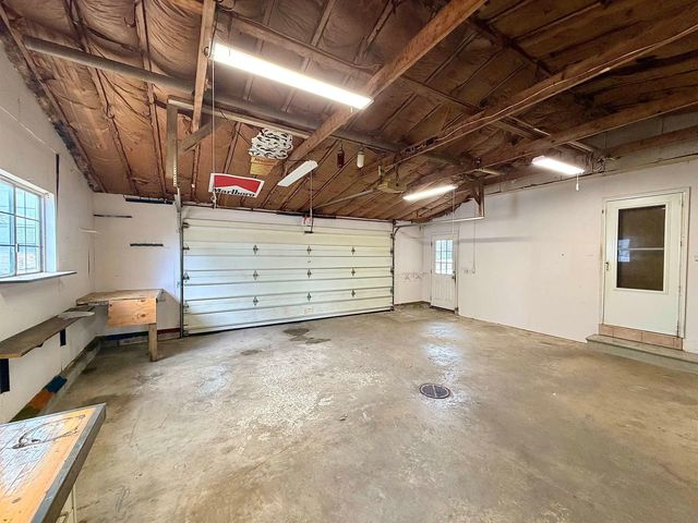 2984 Thunderbird Drive, Bay City, MI 48706