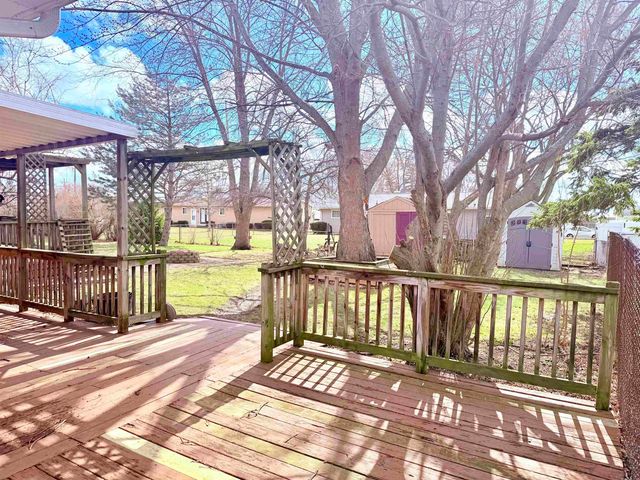 2984 Thunderbird Drive, Bay City, MI 48706