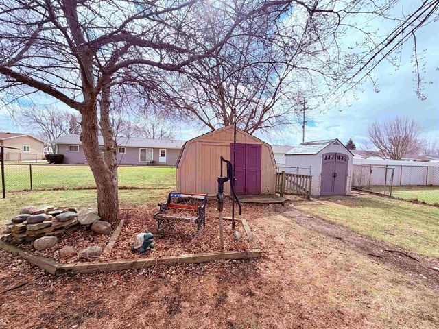 2984 Thunderbird Drive, Bay City, MI 48706