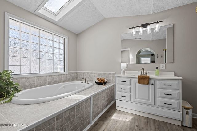 213 Pensacola Avenue, Morehead City, NC 28557