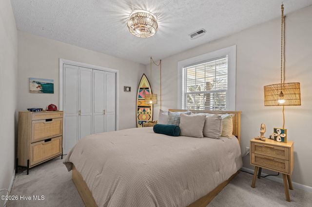 213 Pensacola Avenue, Morehead City, NC 28557