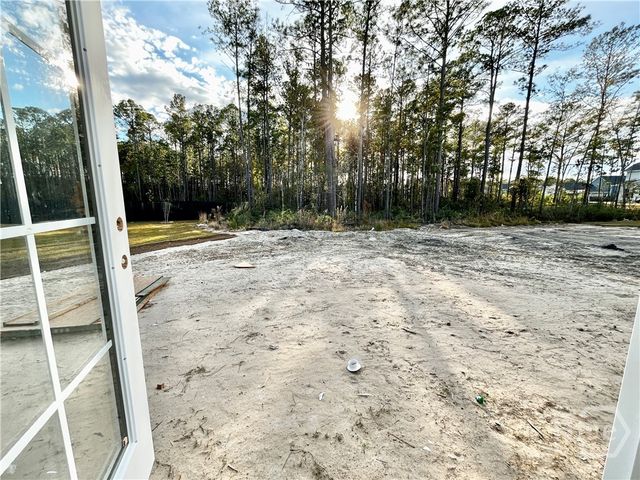 154 Glendale Circle, Richmond Hill, GA 31324