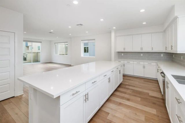 6140 Colt Place 104, Carlsbad, CA 92009