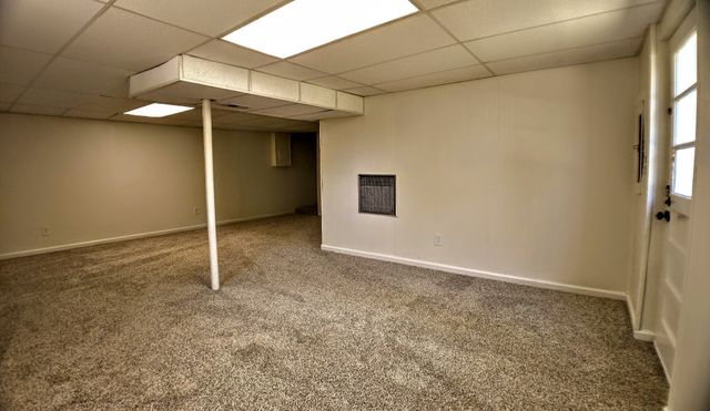 2051 Shelby Dr, Clarksville, TN 37043
