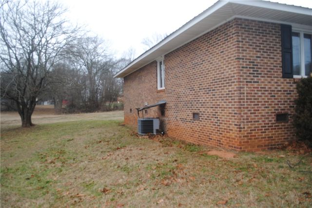 101 Victorian Drive, Anderson, SC 29625