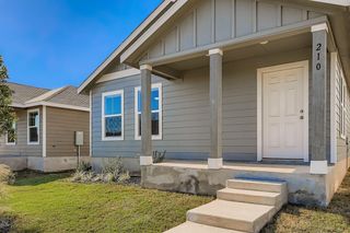 210 Sormonne LOOP, Kyle, TX 78640