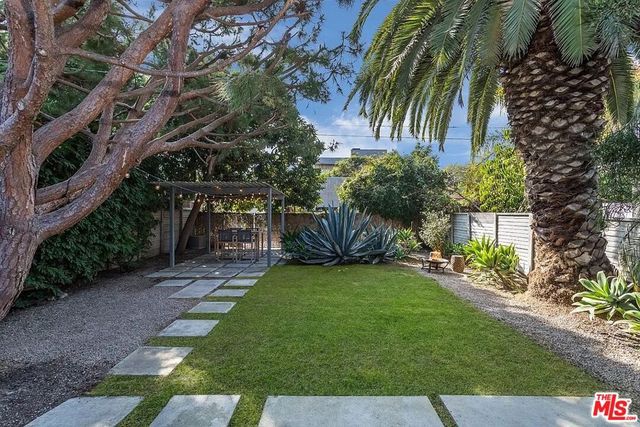3539 Greenwood Avenue, Los Angeles, CA 90066