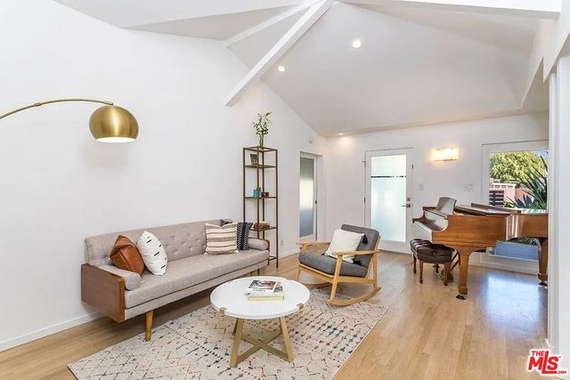 3539 Greenwood Avenue, Los Angeles, CA 90066