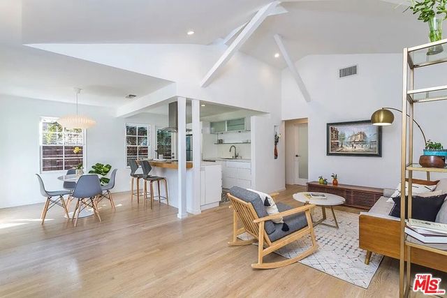 3539 Greenwood Avenue, Los Angeles, CA 90066