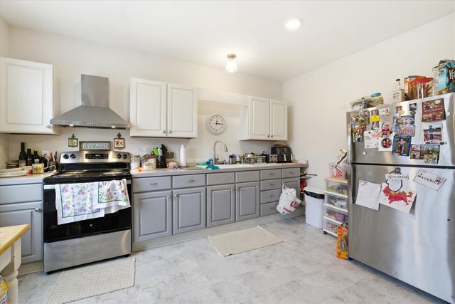 123 Union Square, Milford, NH 03055