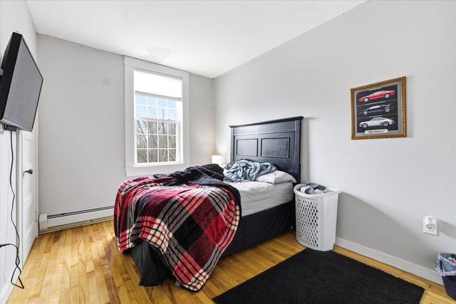 123 Union Square, Milford, NH 03055