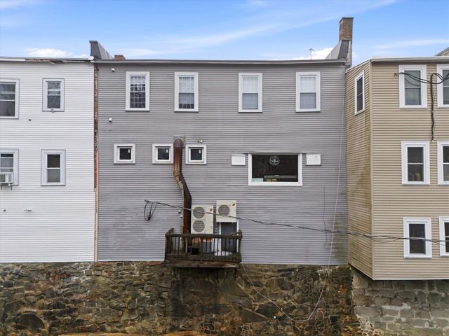 123 Union Square, Milford, NH 03055