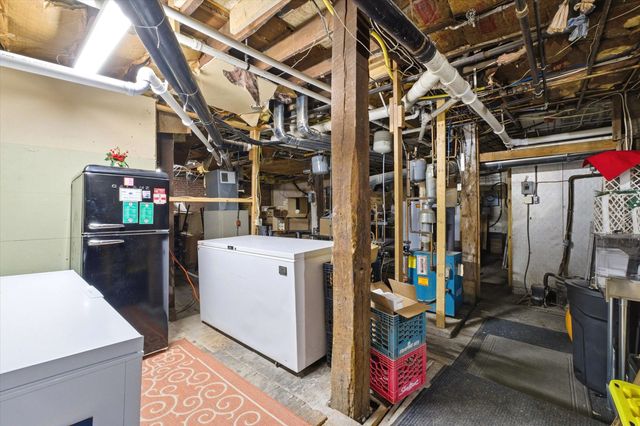123 Union Square, Milford, NH 03055