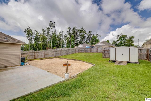 300 YELLOW PINE DRIVE, Calhoun, LA 71225