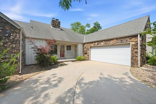1506 N Caddy Court, Wichita, KS 67212