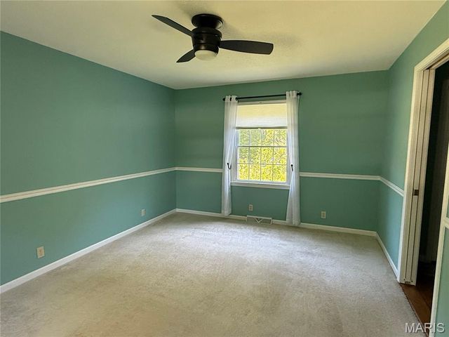 6 Riverpoint Road, Hannibal, MO 63401