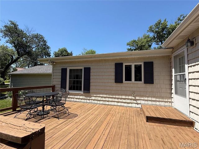 6 Riverpoint Road, Hannibal, MO 63401