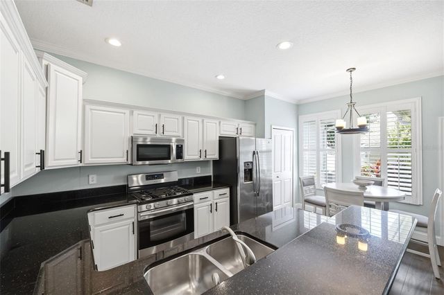 10016 BENTLEY WAY, Tampa, FL 33626