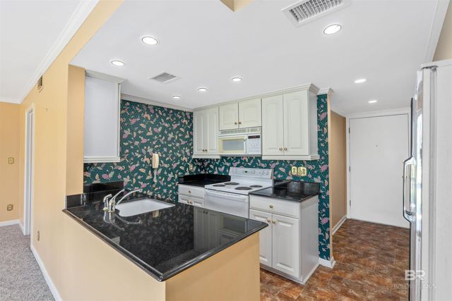 102 Golf Terrace 1A102, Daphne, AL 36526