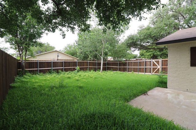 4828 Alta Oaks Lane, The Colony, TX 75056