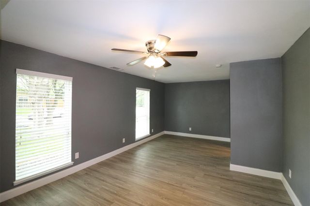 4828 Alta Oaks Lane, The Colony, TX 75056