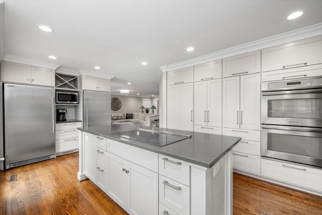 344 Stonelea DR, Troutville, VA 24175