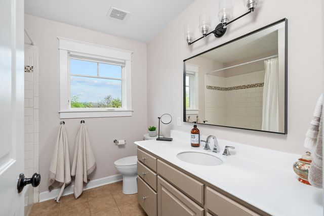 344 Stonelea DR, Troutville, VA 24175