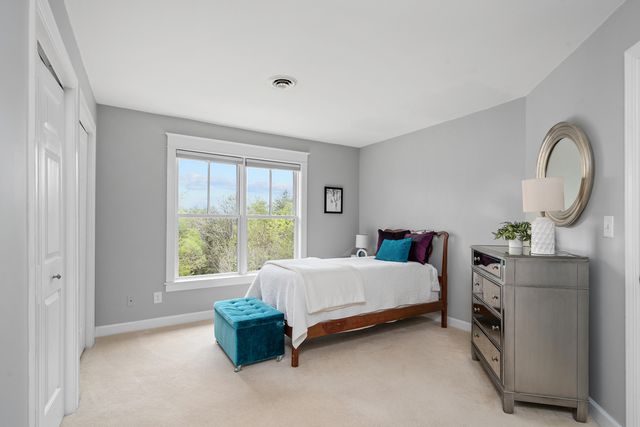 344 Stonelea DR, Troutville, VA 24175