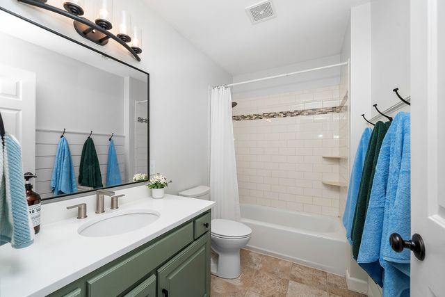 344 Stonelea DR, Troutville, VA 24175