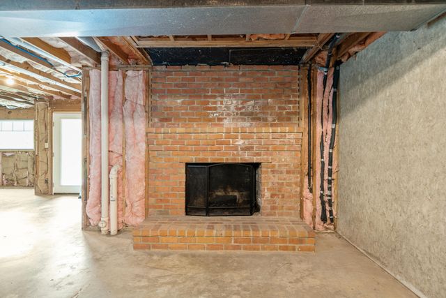 344 Stonelea DR, Troutville, VA 24175