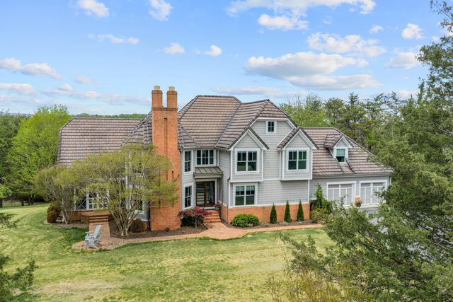 344 Stonelea DR, Troutville, VA 24175
