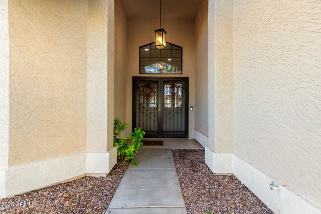 2111 E GONDOLA Lane, Gilbert, AZ 85234