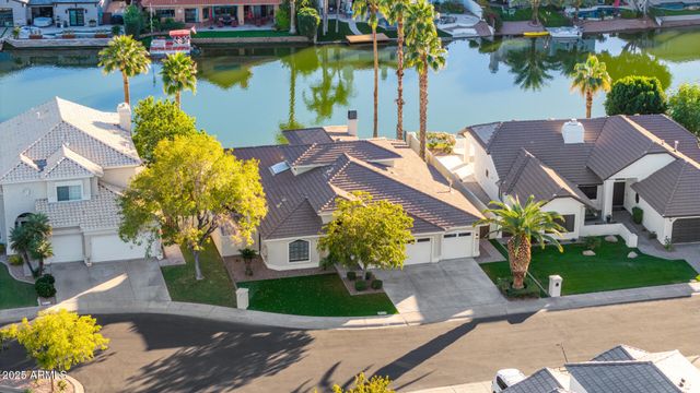 2111 E GONDOLA Lane, Gilbert, AZ 85234